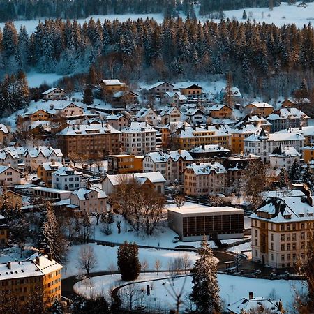 Appartement Douces Heures Avec Parking Couvert Prive ル・ロクル エクステリア 写真