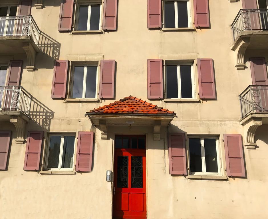 Appartement Douces Heures Avec Parking Couvert Prive ル・ロクル エクステリア 写真
